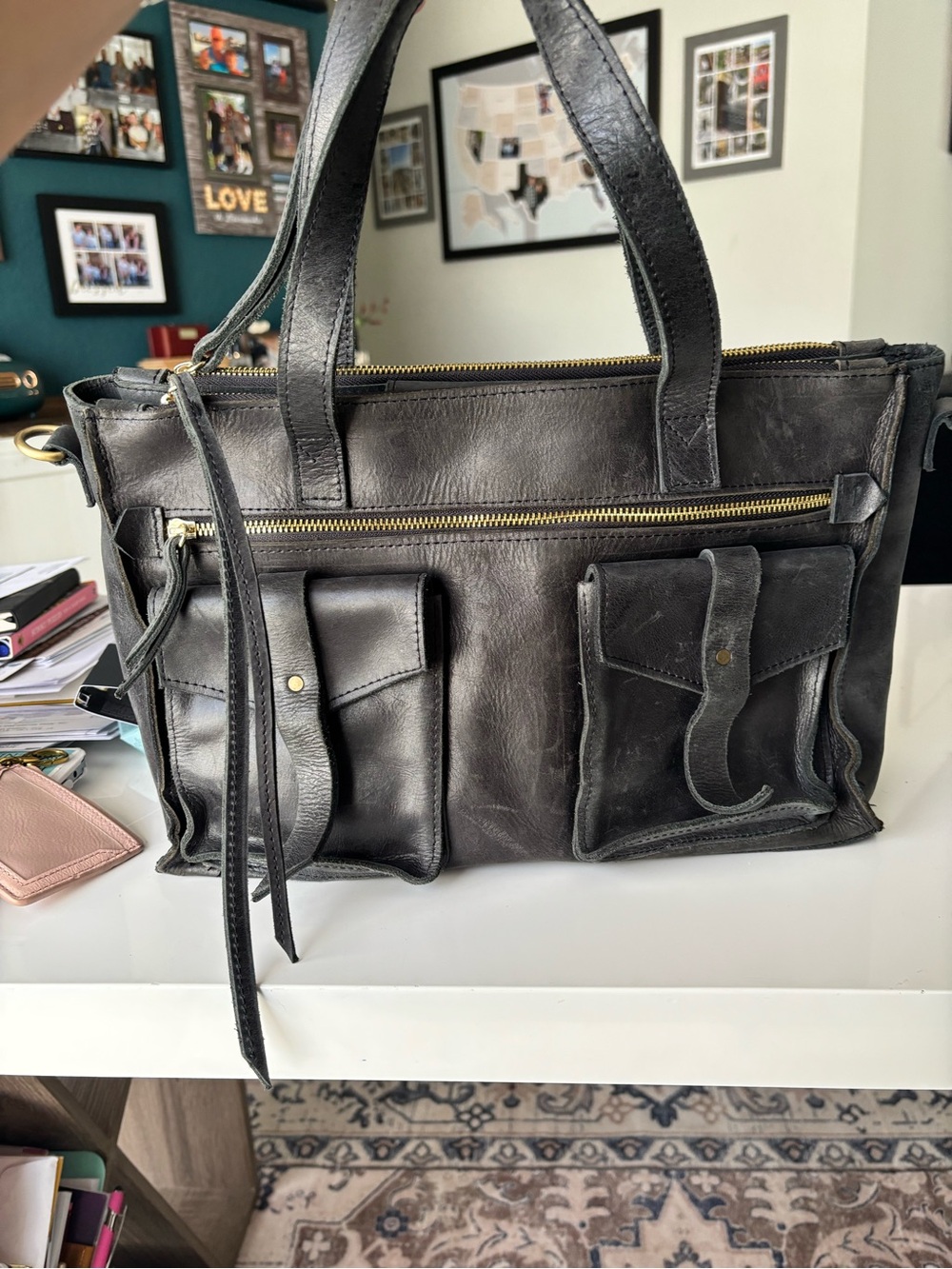 Raven and Lily Leather Tote Handbag in Black -